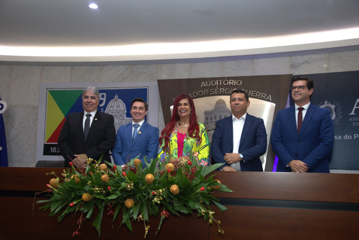 Sessão Solene em homenagem aos síndicos de Pernambuco, Alepe, 02/12/2024