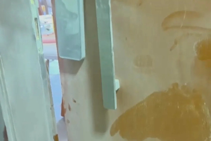 Homem invade prédio na Asa Sul, tenta entrar em apartamentos e faz idosa de 95 anos refém