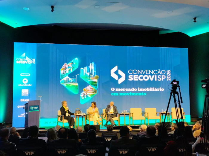 Segurança jurídica e reforma tributária dominam debates da manhã na Convenção Secovi-SP 2026